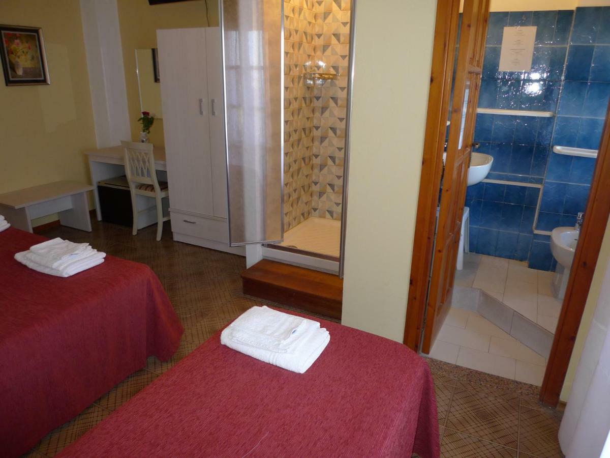 Hotel Alexander Santa Domenica  Exterior photo